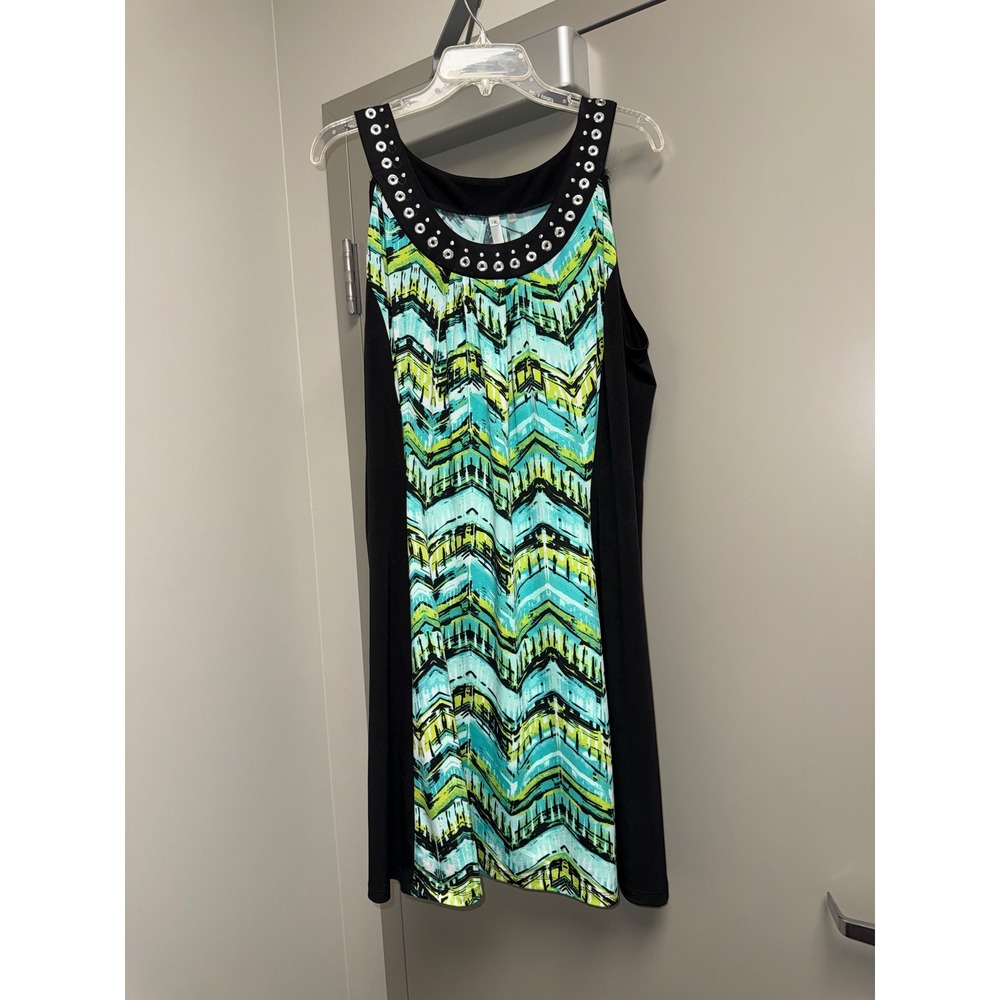 NY Collection Woman 2X Teal Green Chevron Grommet Neck Sleeveless Tunic Top